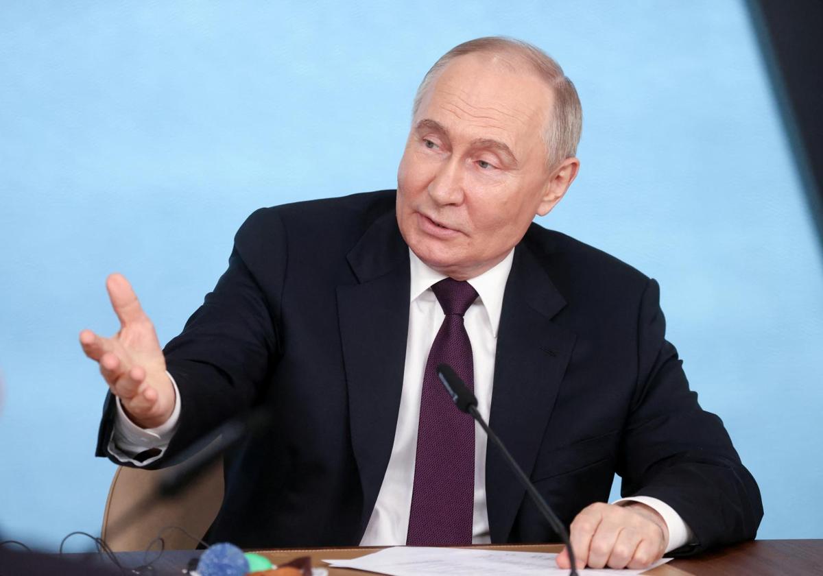 El presidente ruso, Vladimir Putin, en una rueda de prensa con medios extranjeros en San Petersburgo