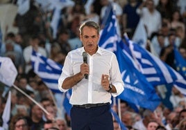 Mitsotakis remodela su gobierno tras los resultados de las europeas