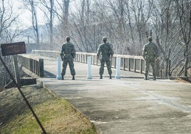 Corea del Sur repele con disparos de alerta la entrada de decenas soldados desde el Norte