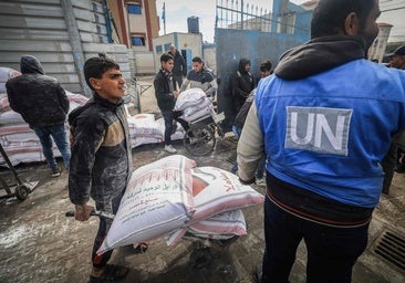Más de cien familias israelíes denuncian a la agencia de la ONU para los refugiados palestinos por «financiar» a Hamás