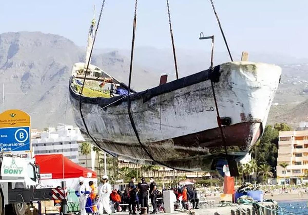 Embarcación de inmigrantes en Canarias.