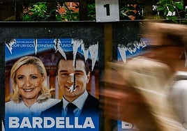 Le Pen advierte a sus votantes del peligro de ganar sin mayoría absoluta