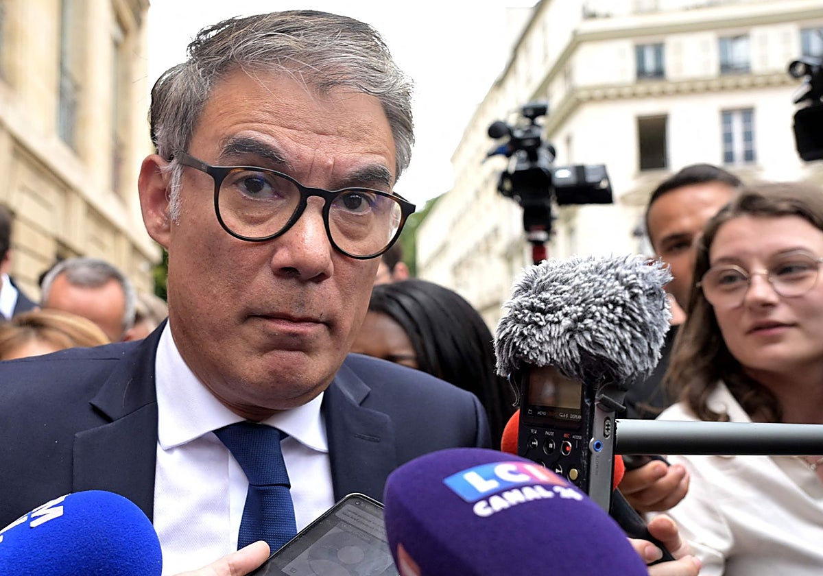 El líder del Partido Socialista francés, Olivier Faure