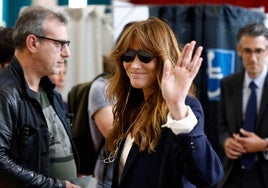 Operación 'Salvar a Sarkozy': la Justicia francesa imputa a Carla Bruni en un caso de manipulación de testigos