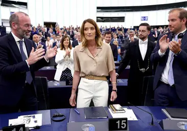 Roberta Metsola, reelegida presidenta del Parlamento Europeo tras arrasar en la votación frente a Irene Montero