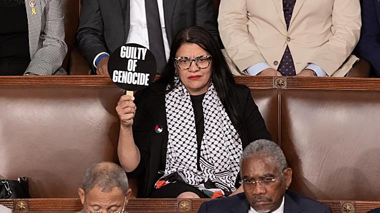 Netanyahu promete «victoria total» en Gaza ante una multitud furiosa en el Capitolio