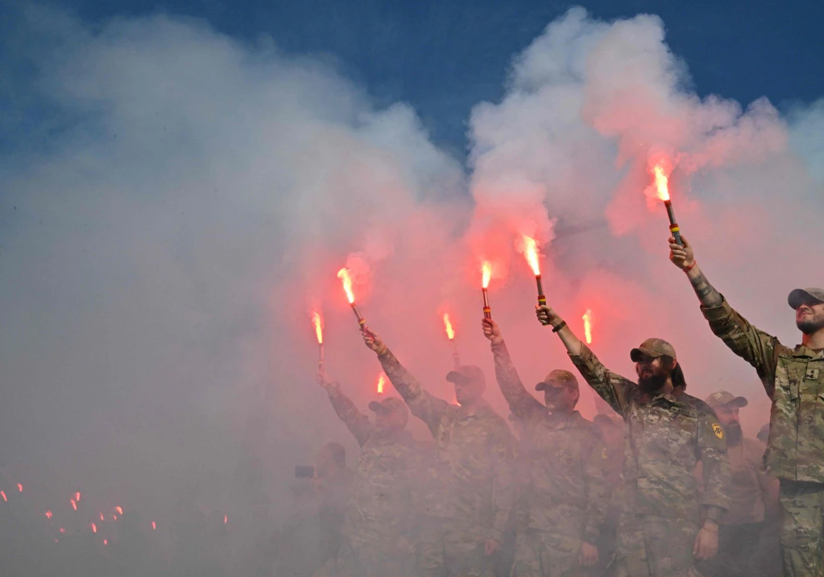 Miembros de la Brigada Azov en la región de Donestk