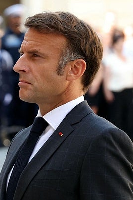 Macron, el presidente más aislado que no se habla ni con su primer ministro