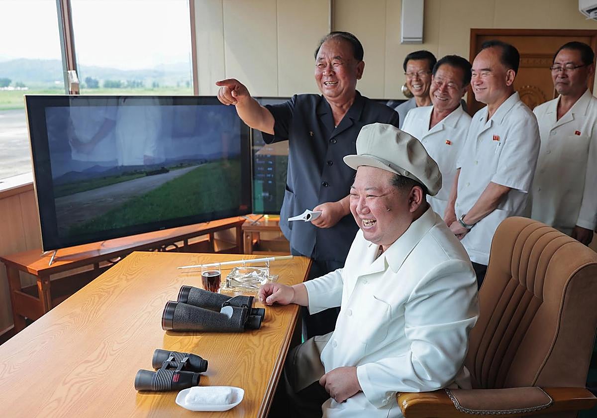 El líder norcoreano Kim Jong Un ha supervisado la prueba