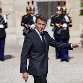 Macron recibirá a Hollande y Sarkozy para acordar que Bernard Cazeneuve sea el candidato a primer ministro