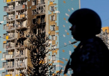 Al menos un muerto y tres heridos tras un ataque masivo ucraniano con drones contra Moscú