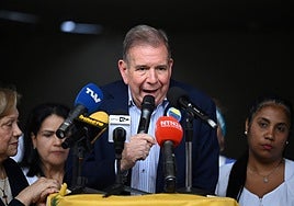 Edmundo González reconoce que firmó bajo «coacción» un documento en el que desistía de ejercer como presidente electo fuera de Venezuela