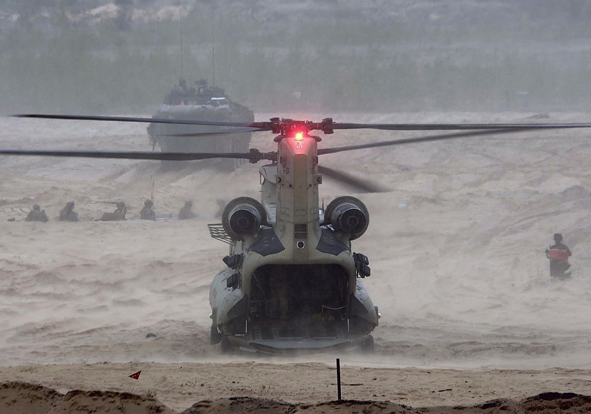 Militares participan en un ejercicio de defensa en Letonia