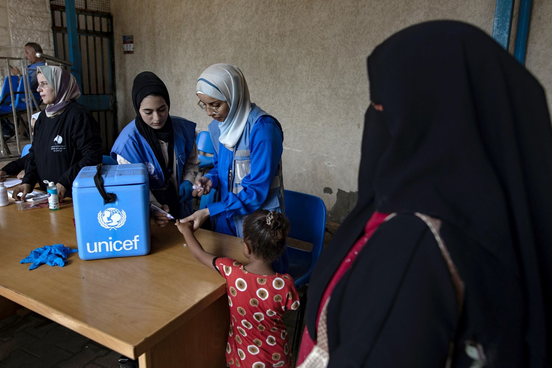 Campaña de vacunación de la UNRWA en Gaza.