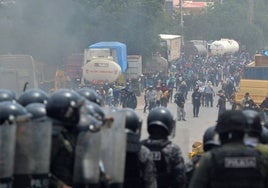 Los seguidores de Evo Morales protagonizaron violentos enfrentamientos contra la Policía en Bolivia