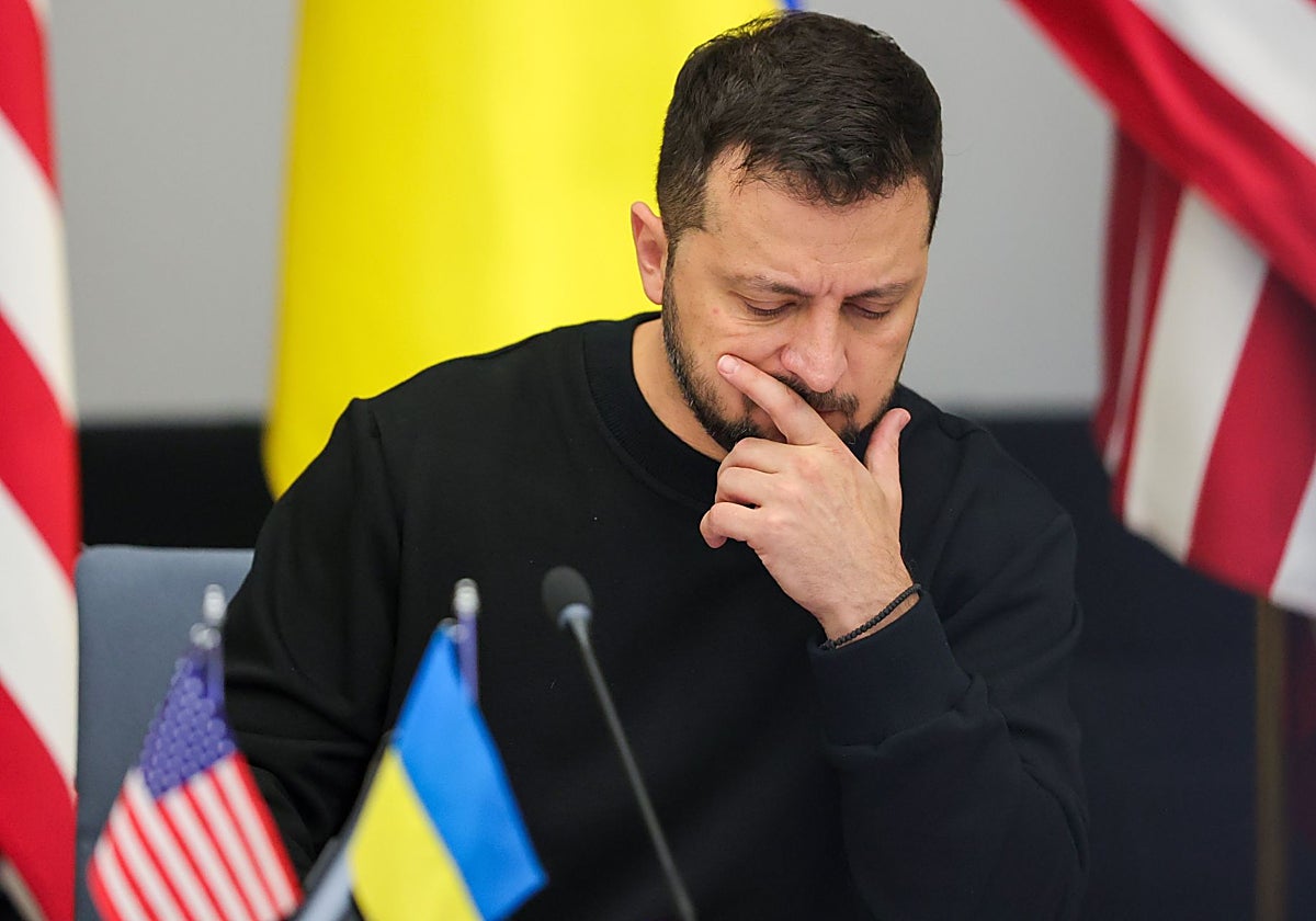 El presidente ucraniano, Volodímir Zelenski, se dirige al Parlamento Europeo tras 1.000 días de guerra