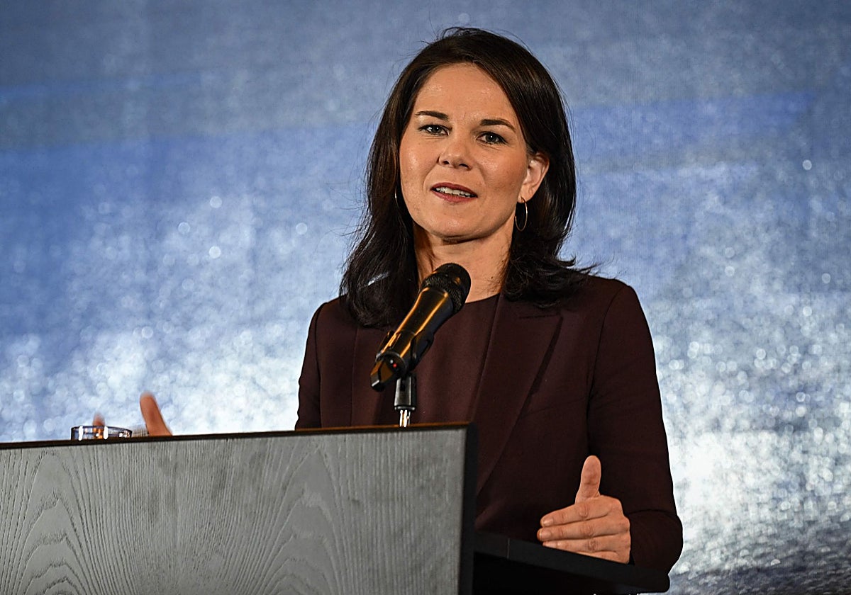 La ministra alemana de Asuntos Exteriores, Annalena Baerbock, se reúne en Pekín con su homónimo chino