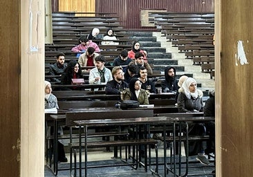 Los estudiantes sirios vuelven a las clases: «Por primera vez somos libres en el campus y estamos unidos»