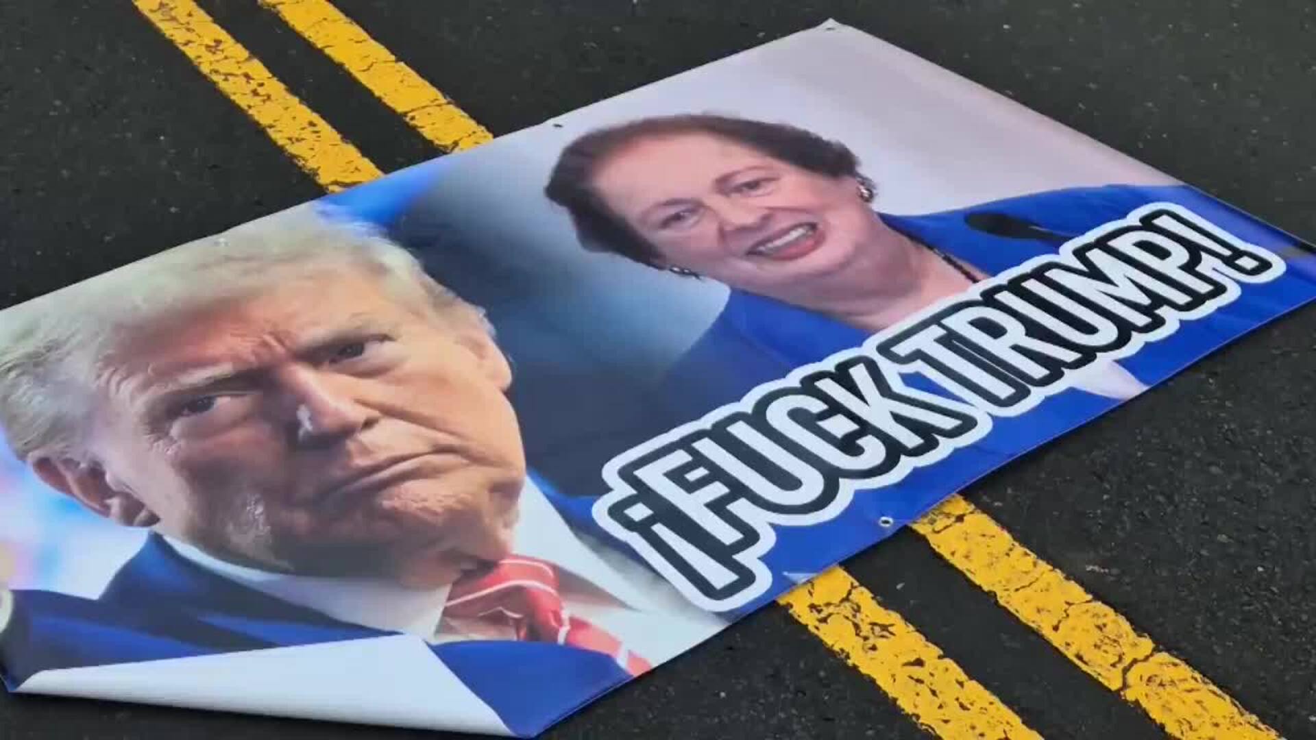 Sindicatos de Panamá protestan frente la embajada de EE.UU. contra Trump