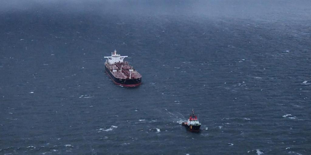 Un nuevo barco de la 'flota en la sombra' rusa, visto sobre el gasoducto del Báltico