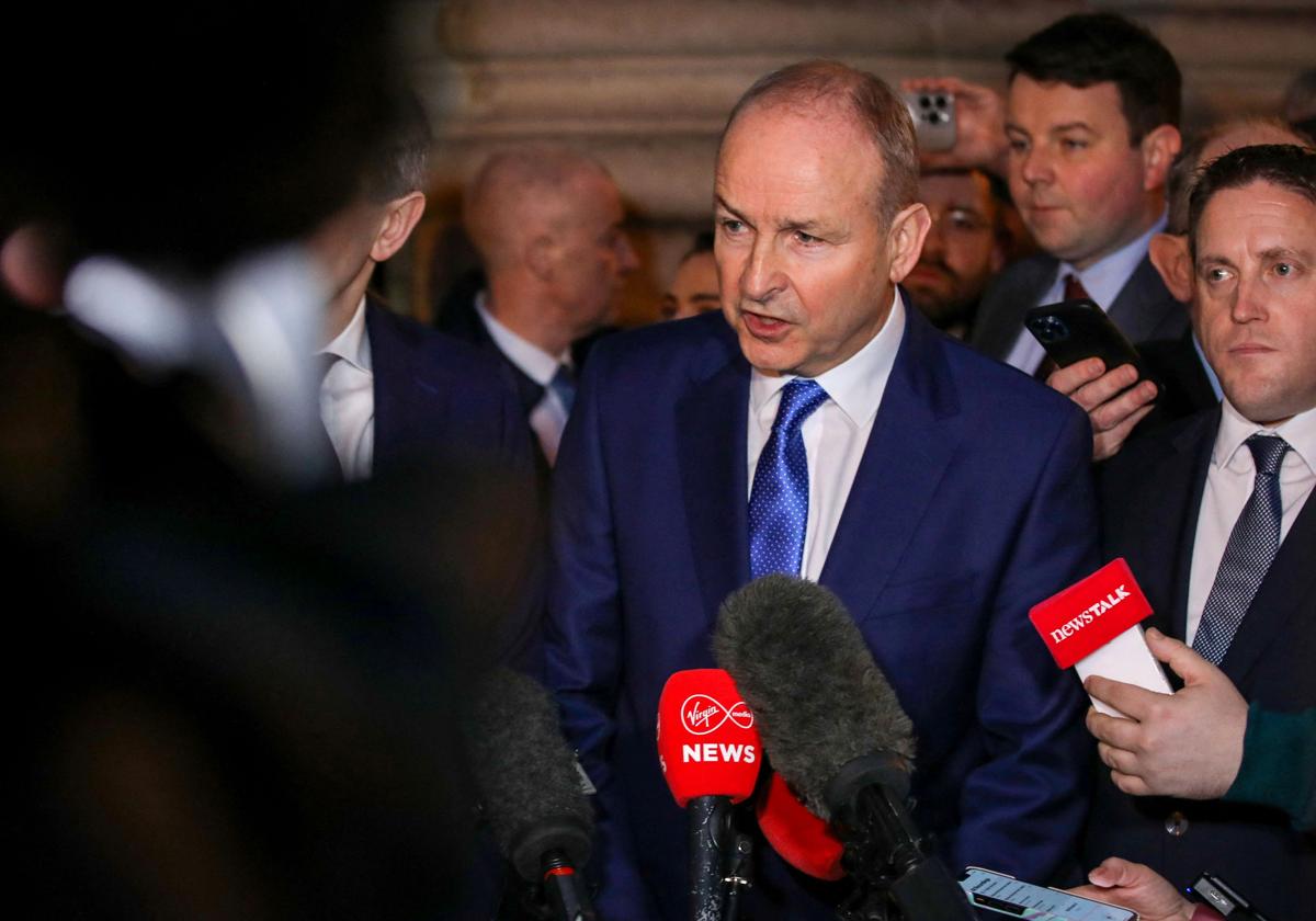El centrisra Micheal Martin en declaraciones a los medios.