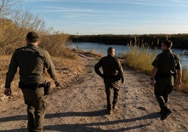 Trump envía 1.500 militares a la frontera con México y ataca los programas de inclusión