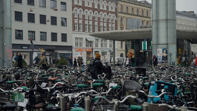 Aparcamiento de bicicletas en Copenhague, capital verde del mundo