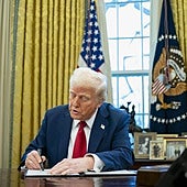 Trump: «Impondré aranceles a la Unión Europea, por supuesto, nos ha tratado muy mal»