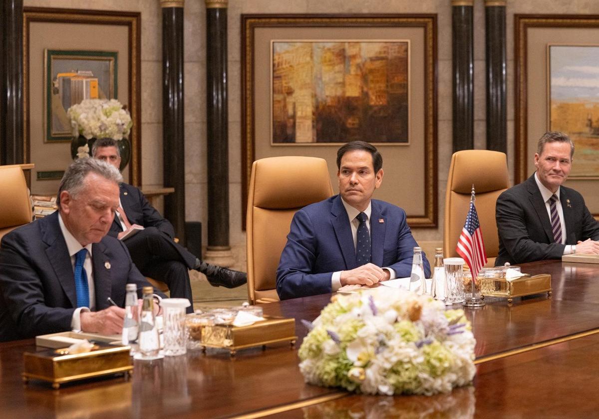 El secretario de Estado de EE.UU., Marco Rubio, el enviado estadounidense para Oriente Medio, Steve Witkoo, y el asesor de Seguridad Nacional de la Casa Blanca, Mike Waltz
