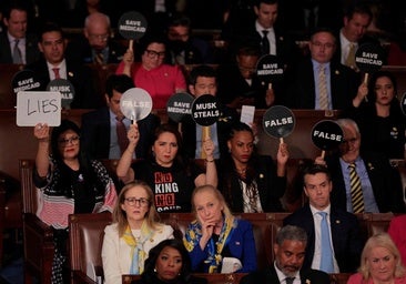 Caos en el Capitolio: expulsiones, gritos y boicots marcan el discurso de Trump