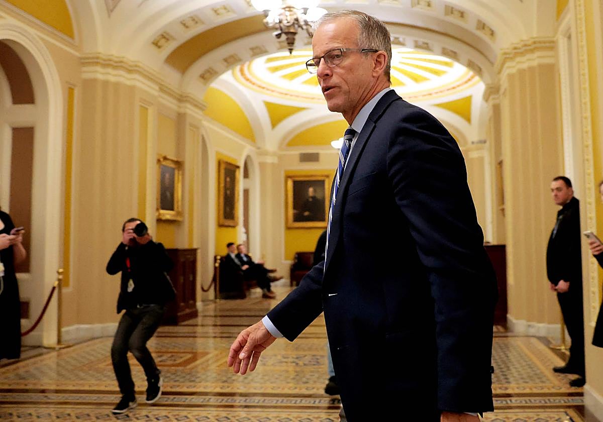 John Tune, líder de la mayoría republicana en el Senado