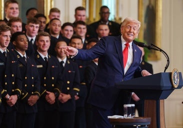 Dinero y billetes de avión: la propuesta de Trump para los inmigrantes que decidan «autodeportarse»