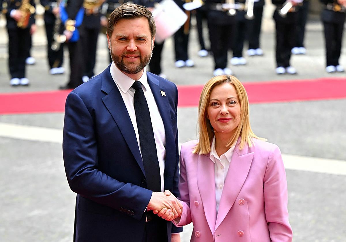 Giorgia Meloni refuerza su papel como puente entre Trump y Europa al recibir a Vance en Roma