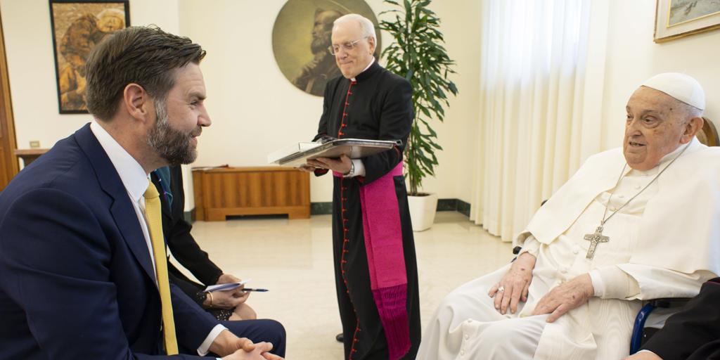 Vance considera «una señal divina» que se viese con el Papa un día antes de morir