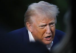 Trump ofrece 1.000 dólares y billete de avión a inmigrantes que acepten autodeportarse