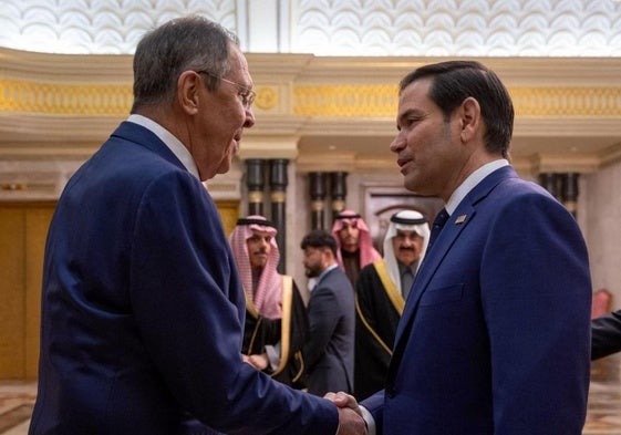 El envío de Marco Rubio a negociar con Rusia en Turquía debilita la estrategia de la UE para la paz en Ucrania