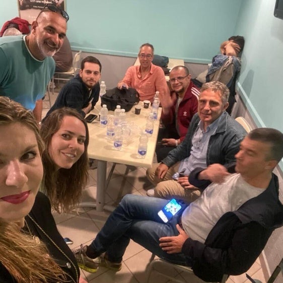 Decenas de españoles atrapados en el fuego cruzado en Libia, ya «a salvo en la Embajada y hoteles seguros»
