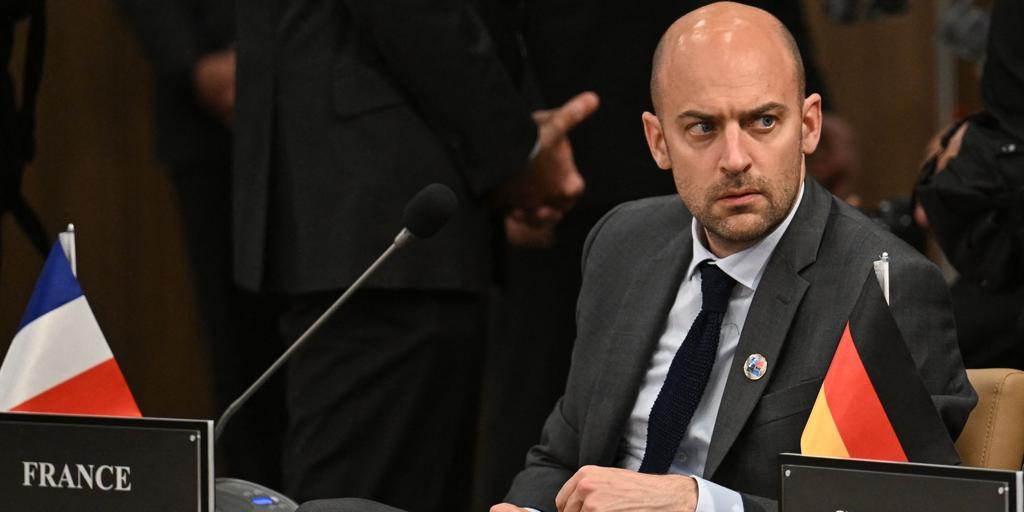 Francia denuncia a Irán ante la Corte Internacional de Justicia por «violar su obligación» de permitir acceso a protección consular a dos ciudadanos detenidos
