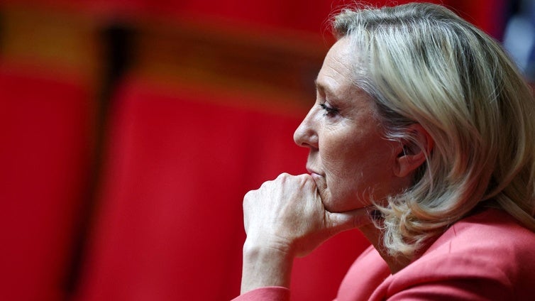 Nueva crisis judicial para Le Pen: investigada por financiación ilegal en su campaña presidencial