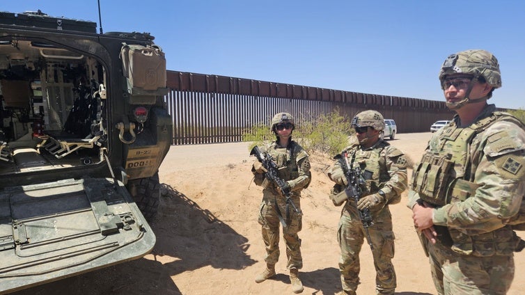 Zona de guerra en la frontera con México