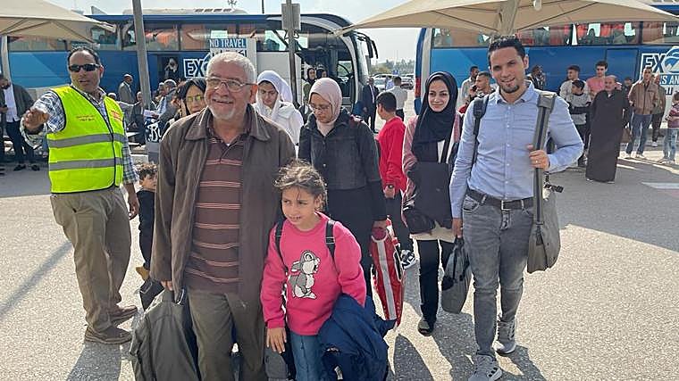 El Sousi y su familia fueron evacuados de Gaza y ahora emprenden una nueva vida en el municipio sevillano de Pilas