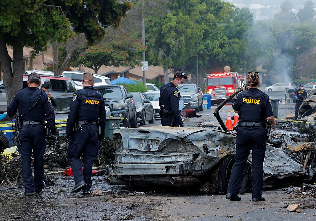 Efectivos policiales en el lugar de los hechos.