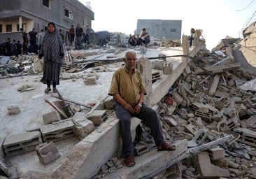 Israel afirma que 107 camiones de ayuda entraron en Gaza este jueves