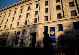 Detenido en EEUU un empleado gubernamental por intentar entregar «información clasificada» a otro país