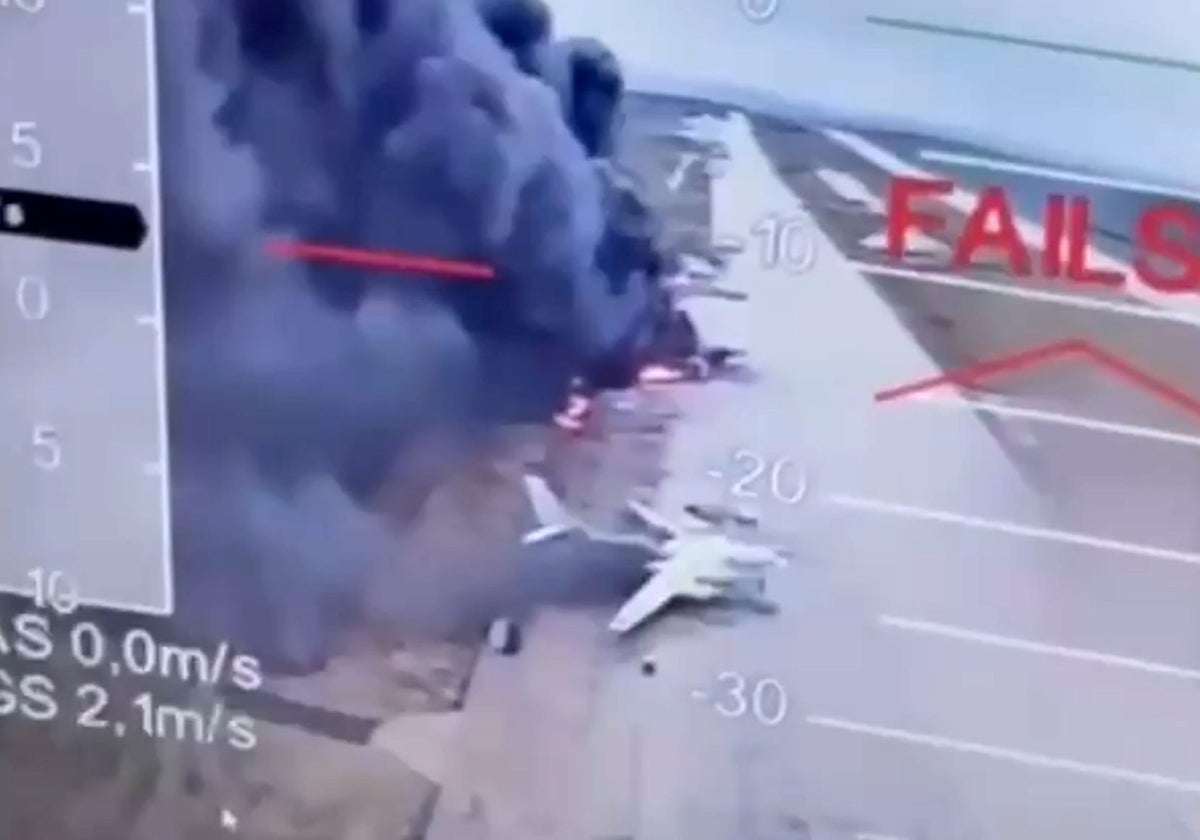 Los drones ucranianos grabaron el ataque contra los bombarderos en las bases aéreas del interior de Rusia