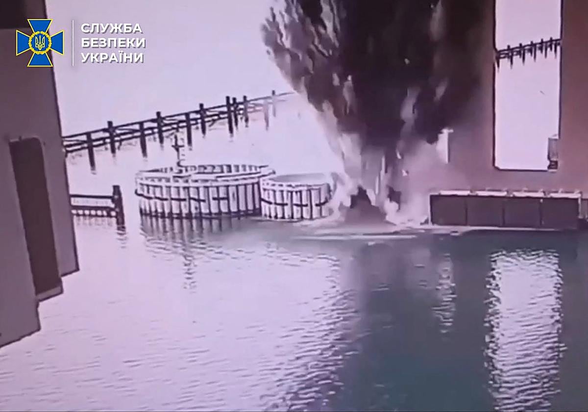 Momento de la explosión, en una imagen de los servicios de seguridad ucranianos.