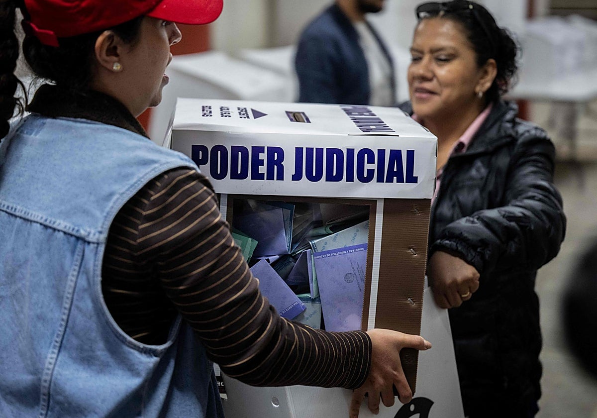México celebró el domingo unas elecciones sin precedentes que permitieron a los votantes elegir a sus jueces, en un país donde los cárteles de la droga y otros grupos de interés buscan constantemente alterar el curso de la Justicia
