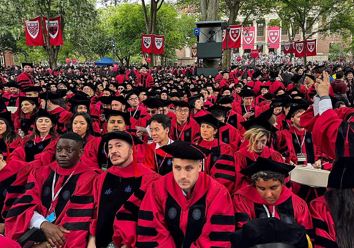 Ceremonia de graduación en la Universidad de Harvard, en Cambridge, Massachusetts