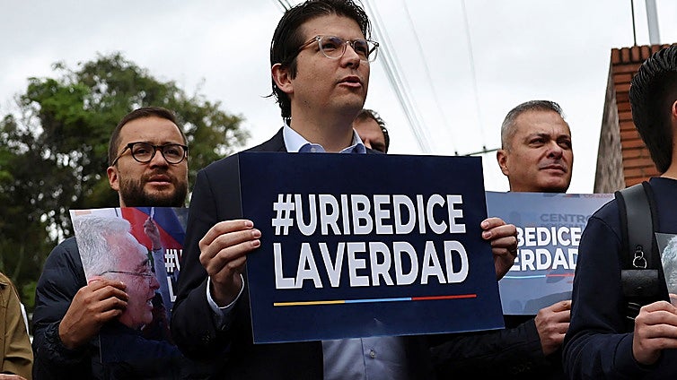 La Fiscalía colombiana imputa a un segundo implicado en el atentado contra Miguel Uribe Turbay