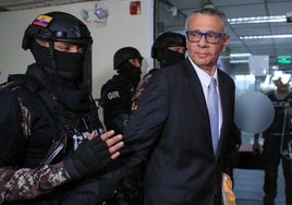 La Fiscalía ecuatoriana acusa al exvicepresidente Jorge Glas de causar un perjuicio al país de 190 millones de euros